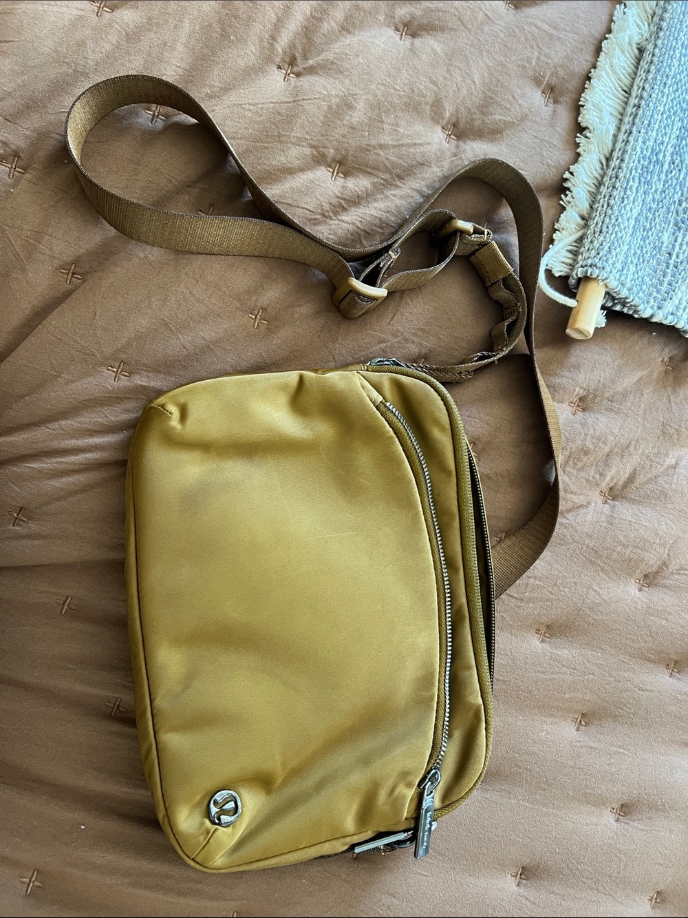 lululemon athletica deep brown Mustard Yellow Crossbody Bag - Picture 1 of 6